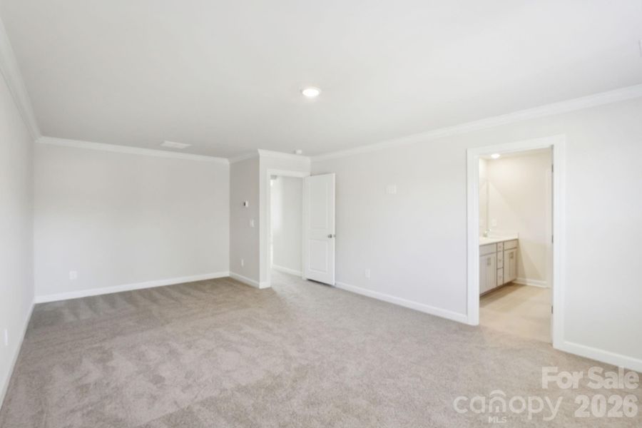 Spacious, unfurnished interior of a new home in Harper Landing, Stanley (Image 24).