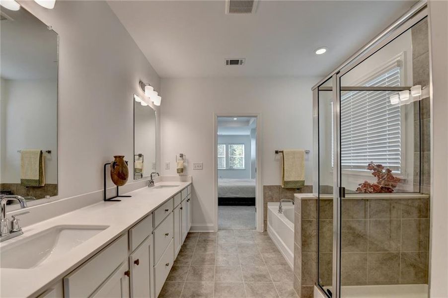 Furnished interior view inside a new home in Bailey Fence, Dacula (Image 7).