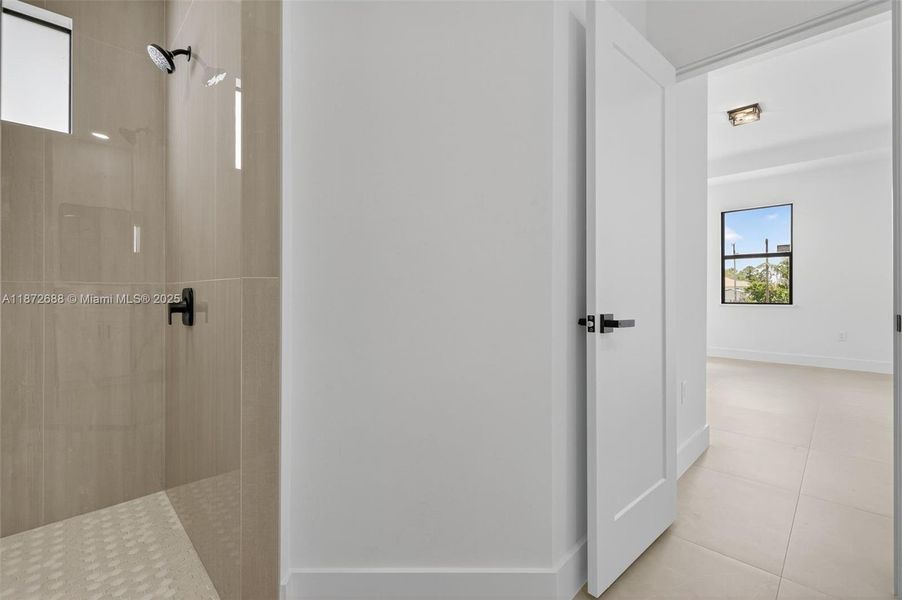 Image 25 of a home in .