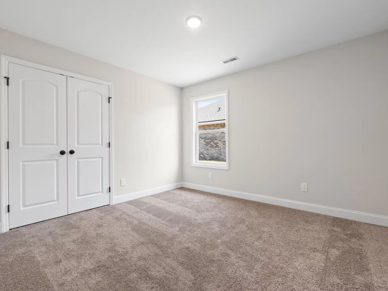 Spacious, unfurnished interior of a new home in Meadow Ridge Estates, Josephine (Image 28).