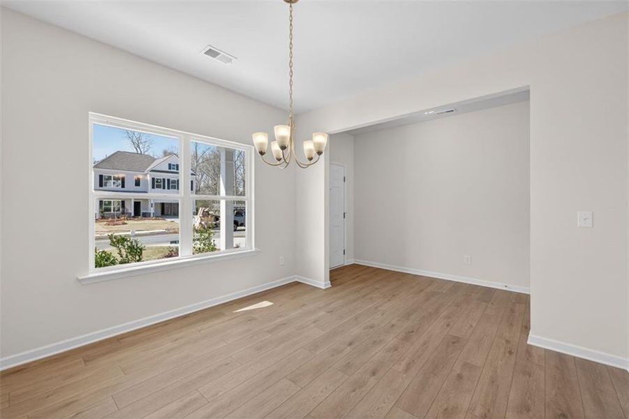 Spacious, unfurnished interior of a new home in Jones Ridge, Dallas (Image 18).