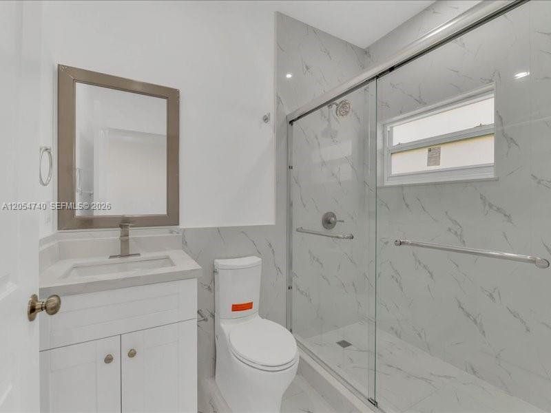 Furnished interior view inside a new home in , Fort Lauderdale (Image 4). Furnished interior view inside a new home in , Fort Lauderdale (Image 4).