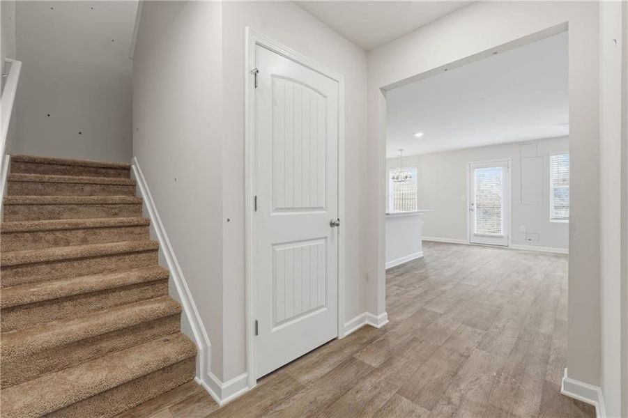 Spacious, unfurnished interior of a new home in Moss Creek, Hogansville (Image 25).