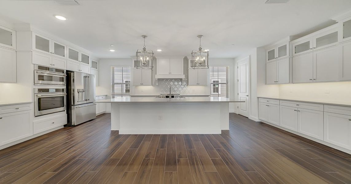 Kitchen with pendant lighting Kitchen with pendant lighting