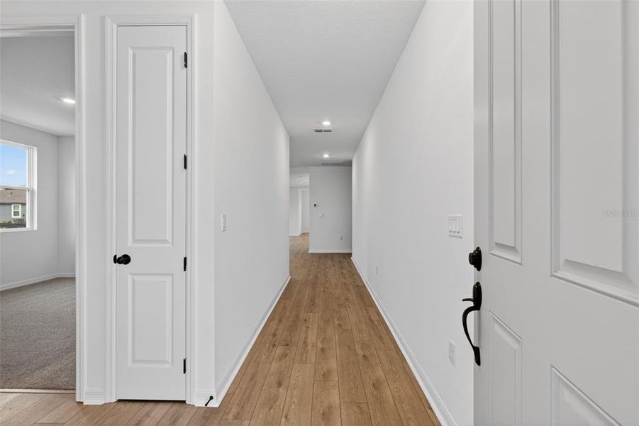 Spacious, unfurnished interior of a new home in Trailside, Mount Dora (Image 24).