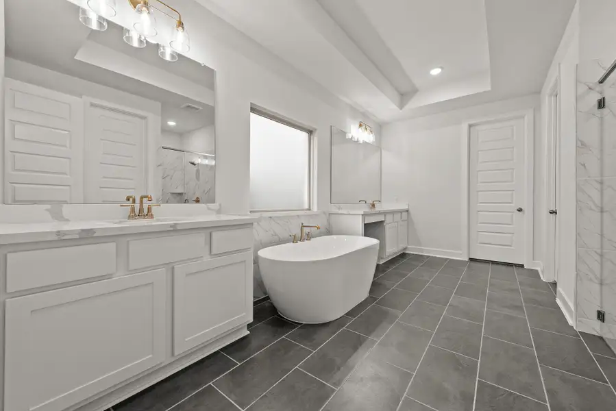 Representative image. Features, specifications, selections and colors may vary.