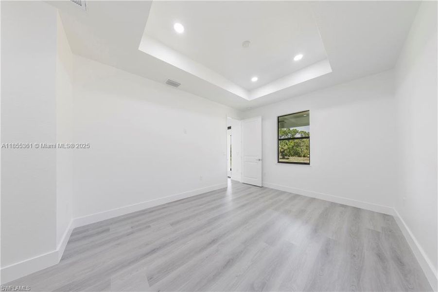 Spacious, unfurnished interior of a new home in , Lehigh Acres (Image 23). Spacious, unfurnished interior of a new home in , Lehigh Acres (Image 23).