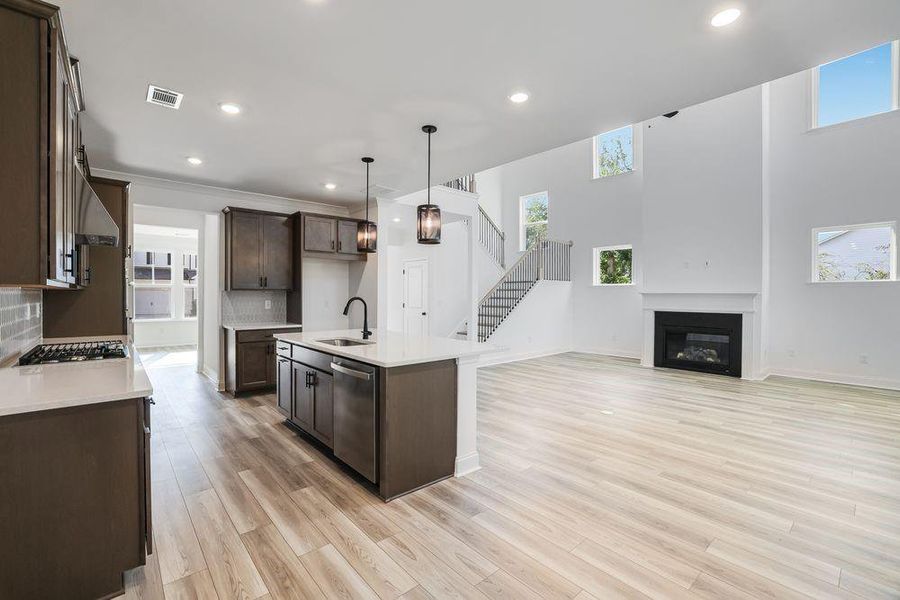Furnished interior view inside a new home in Kennison Creek, Cumming (Image 11).