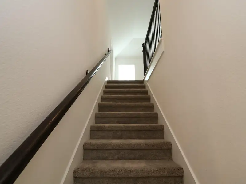 Close-up of interior finishes inside a home in Lago Mar, Santa Fe (Image 15). Close-up of interior finishes inside a home in Lago Mar, Santa Fe (Image 15).