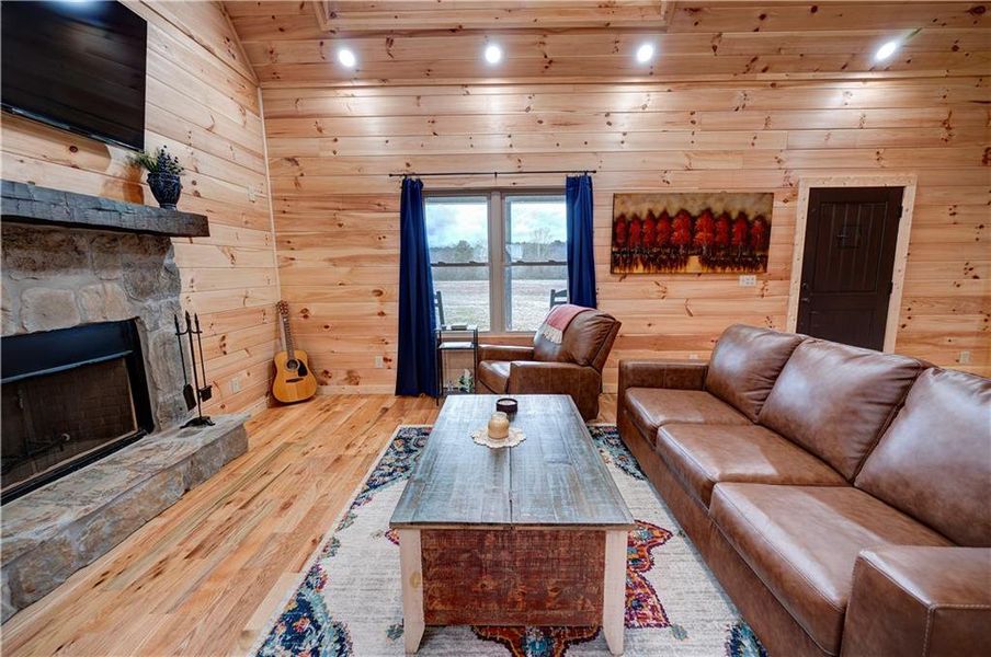 Community amenities in , Ranger (Image 57).