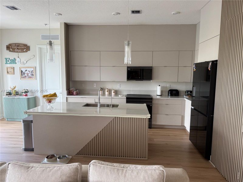 Furnished interior view inside a new home in , Miramar (Image 11).