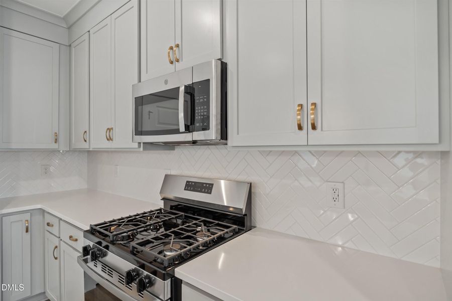 Kitchen - Sonny & Cher Interior