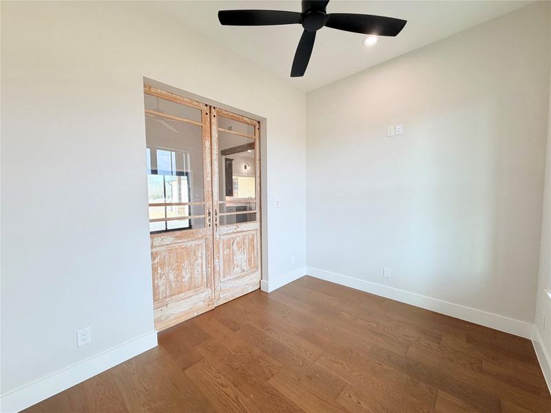 Spacious, unfurnished interior of a new home in , Washington (Image 34).
