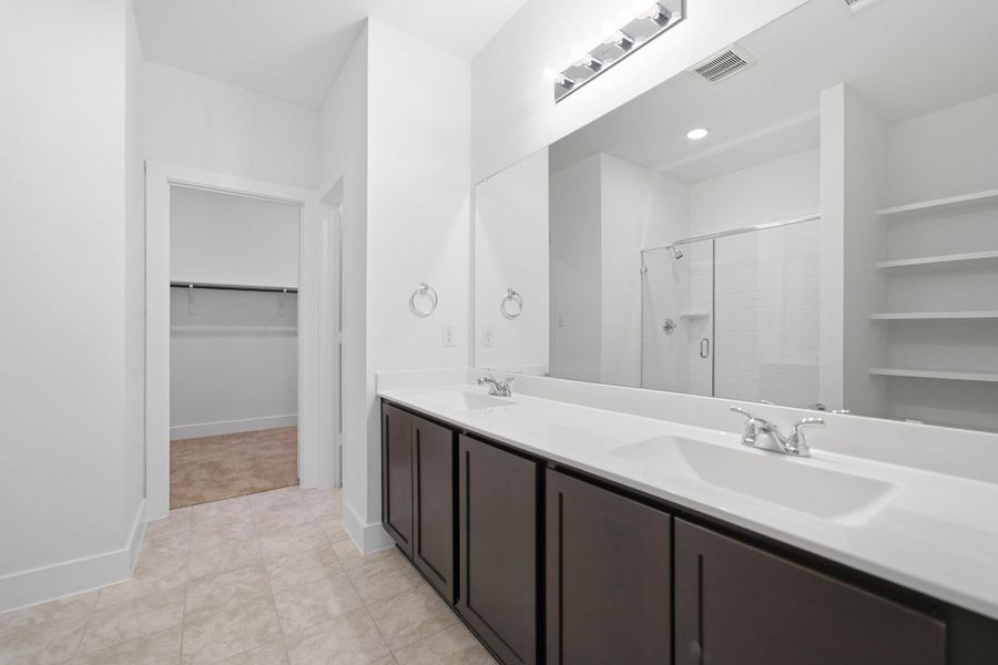 Furnished interior view inside a new home in Grande Estates, Bertram (Image 7).