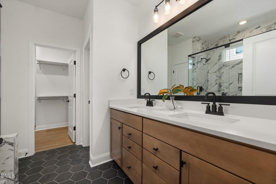 SAUN - Stonebrook model home (34)