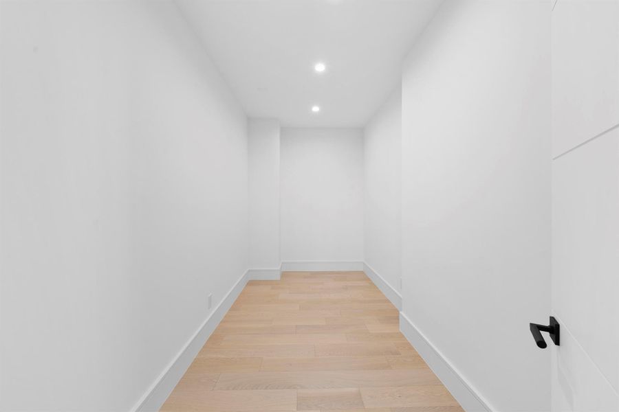 Spacious, unfurnished interior of a new home in , Pompano Beach (Image 24). Spacious, unfurnished interior of a new home in , Pompano Beach (Image 24).