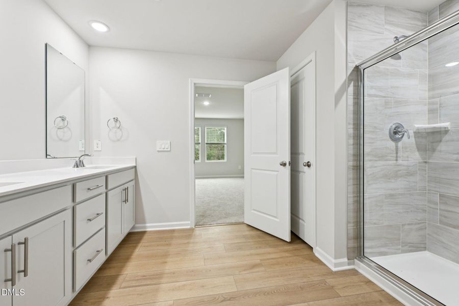 44-web-or-mls-Raleigh - River Glen - 306