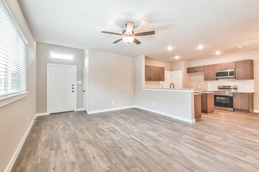 Spacious, unfurnished interior of a new home in Enclave At Dobbin, Magnolia (Image 21).