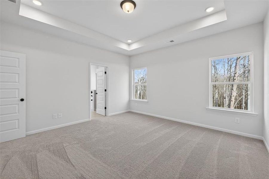 Spacious, unfurnished interior of a new home in Sanders Park, Austell (Image 26).