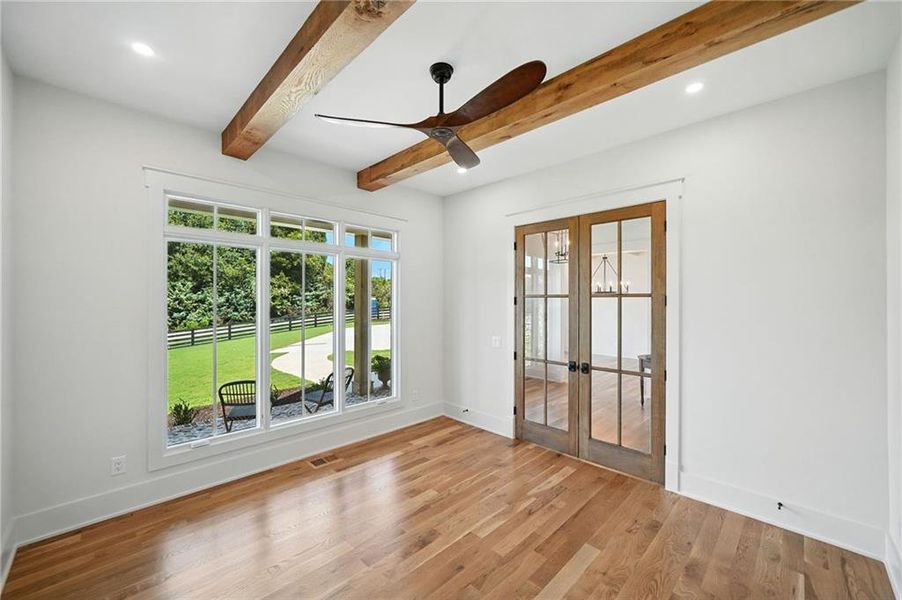 Image 90 of a home in .