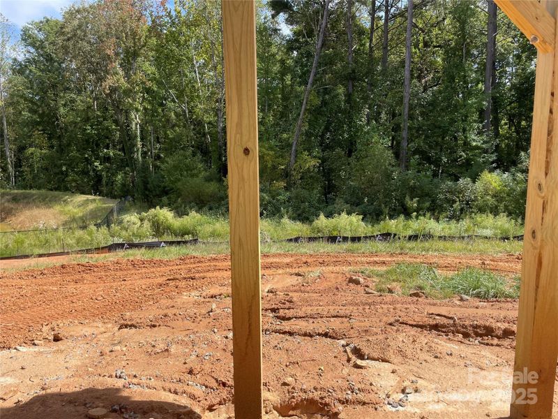 Image 34 of a home in Lakeshore at Windstone.