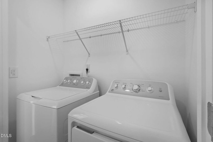 SUN_ElmGrove_Pic_Jackson_QMI_21_Laundry_ SUN_ElmGrove_Pic_Jackson_QMI_21_Laundry_