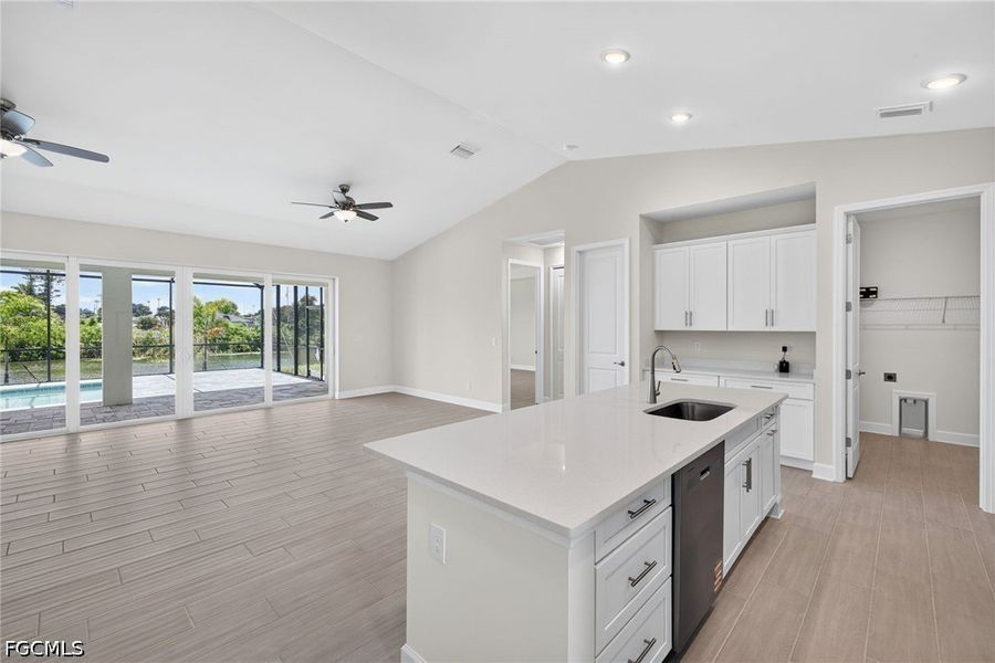 Image 36 of a home in Cape Coral. Image 36 of a home in Cape Coral.