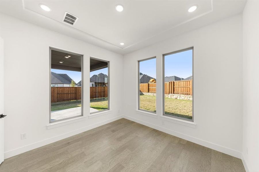 28. 4820 Belo - Study 28. 4820 Belo - Study