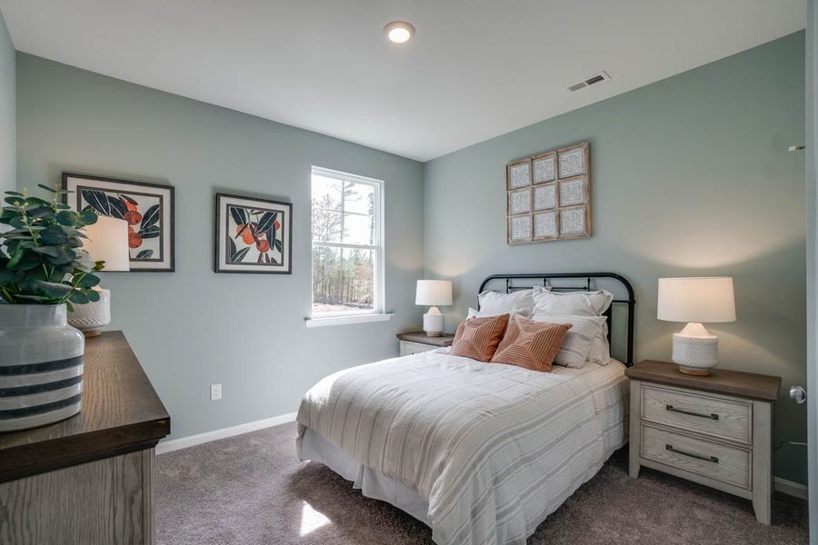 Representative furnished interior of a home built from the HAYDEN by D.R. Horton in Hartmann Crossing, Lebanon (Image 23).