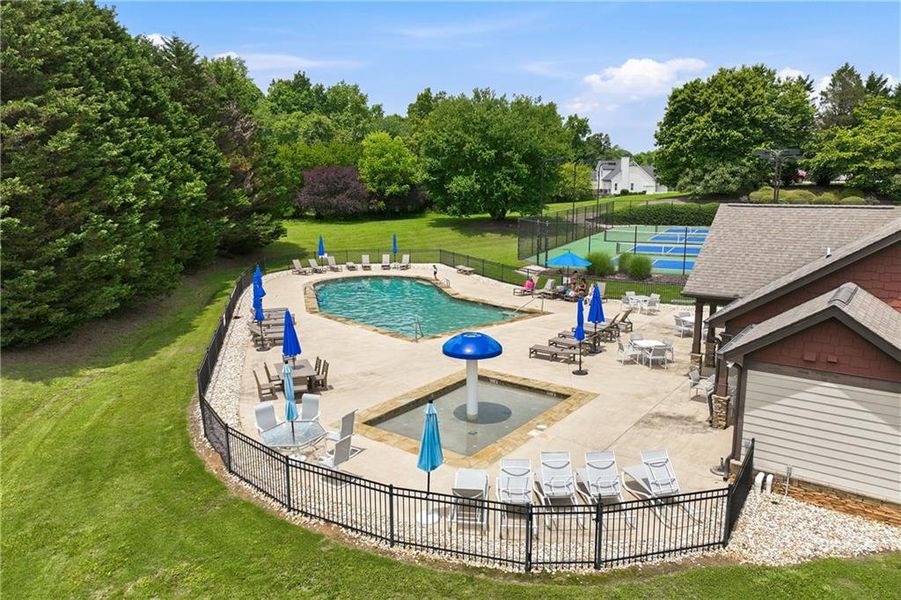 Community amenities in , Clermont (Image 64). Community amenities in , Clermont (Image 64).