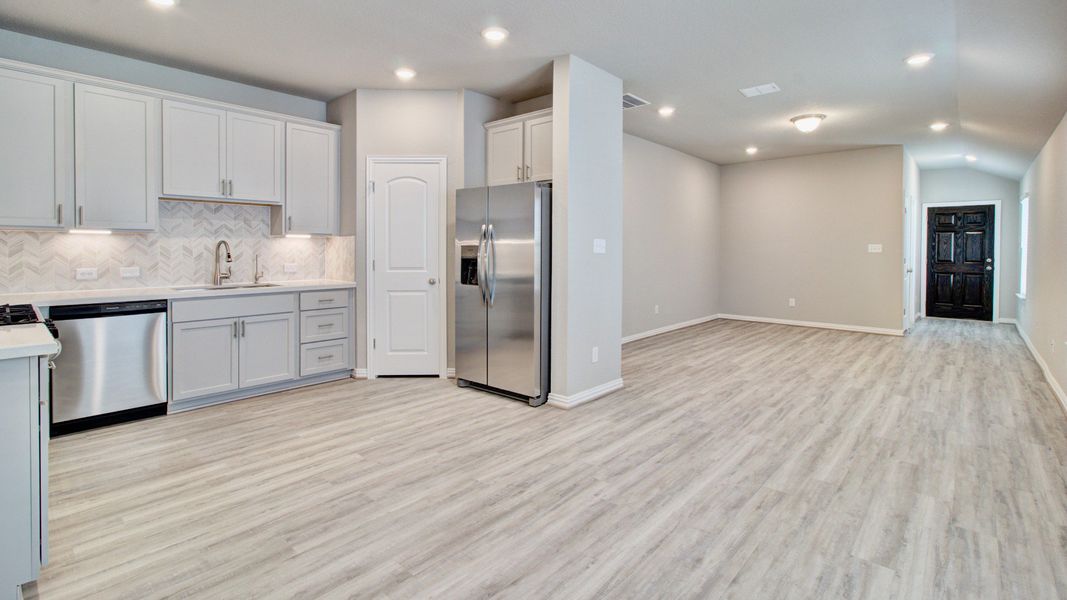Representative furnished interior of a home built from the Compass by Brightland Homes in Mostyn Springs, Magnolia (Image 7).