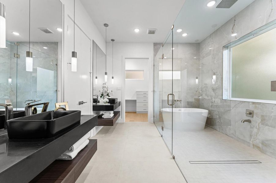 Furnished interior view inside a new home in , Houston (Image 47).