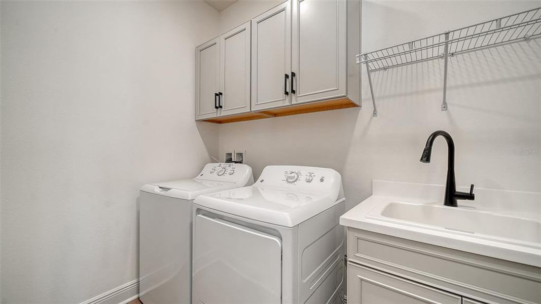 Image 27 of a home in Windward.