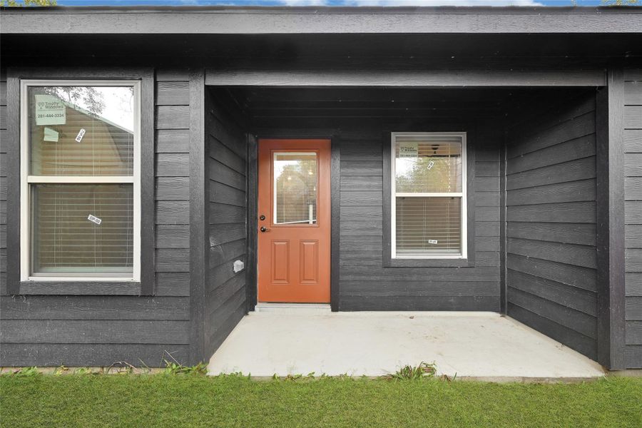 Exterior details and patio area of a home in , League City (Image 21). Exterior details and patio area of a home in , League City (Image 21).