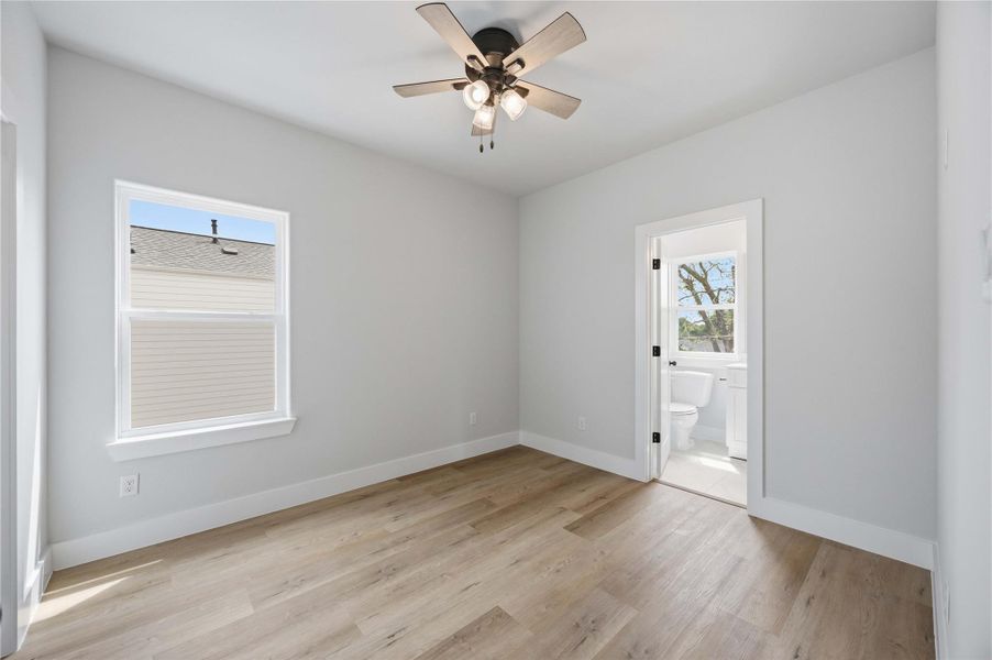 Spacious, unfurnished interior of a new home in , Houston (Image 25).