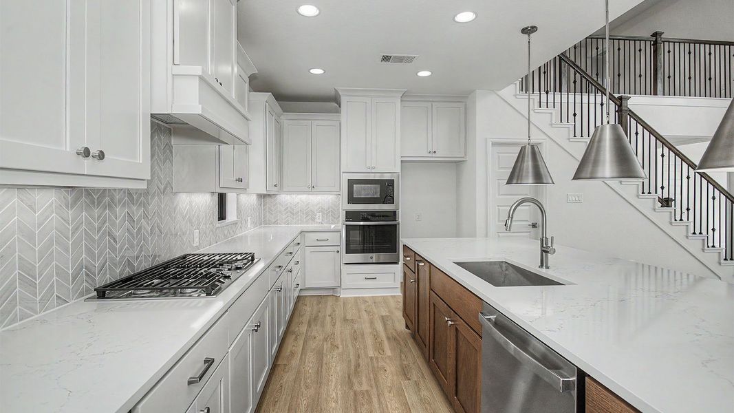 Furnished interior view inside a new home in Sienna, Missouri City (Image 6).
