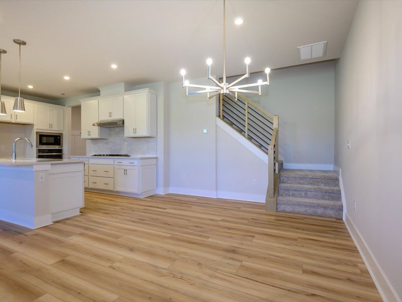 Spacious, unfurnished interior of a new home in Seven Oaks, Belmont (Image 10).