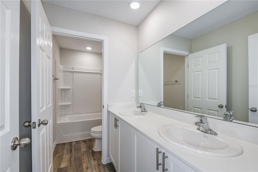 Furnished interior view inside a new home in Pasadena Woods, Dade City (Image 11).