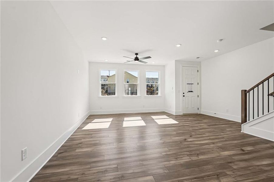 Spacious, unfurnished interior of a new home in Park Vue, Atlanta (Image 22).