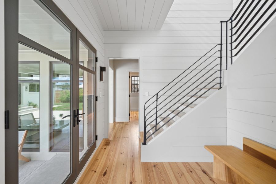 Spacious, unfurnished interior of a new home in , Mount Pleasant (Image 20).