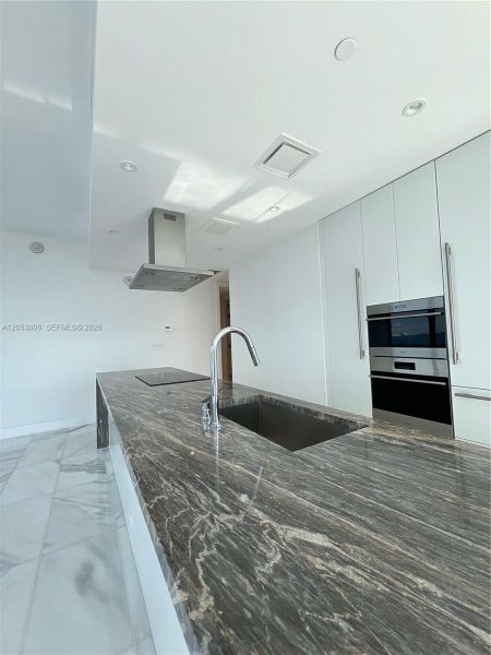 Image 22 of a home in .