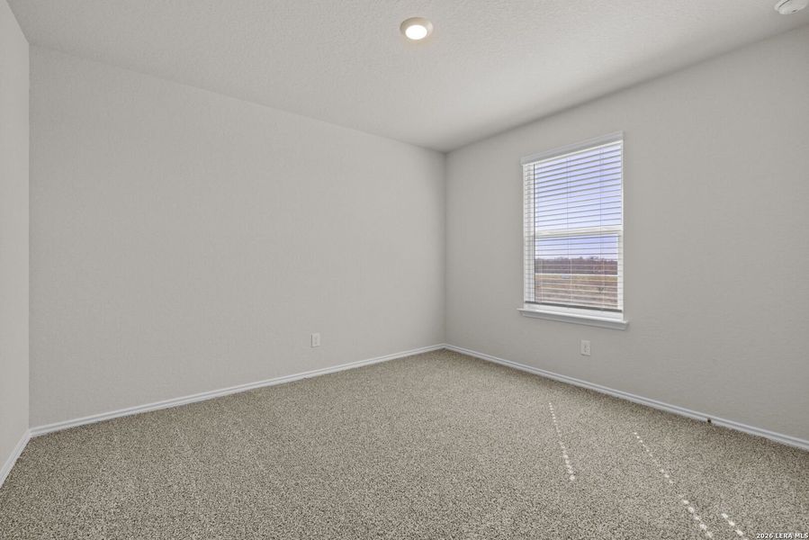 Spacious, unfurnished interior of a new home in Stonehill, San Antonio (Image 24).