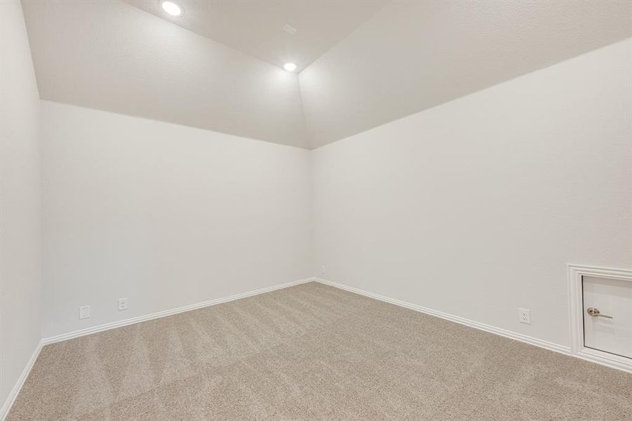 Spacious, unfurnished interior of a new home in Mockingbird Heights Classic 60, Midlothian (Image 28).