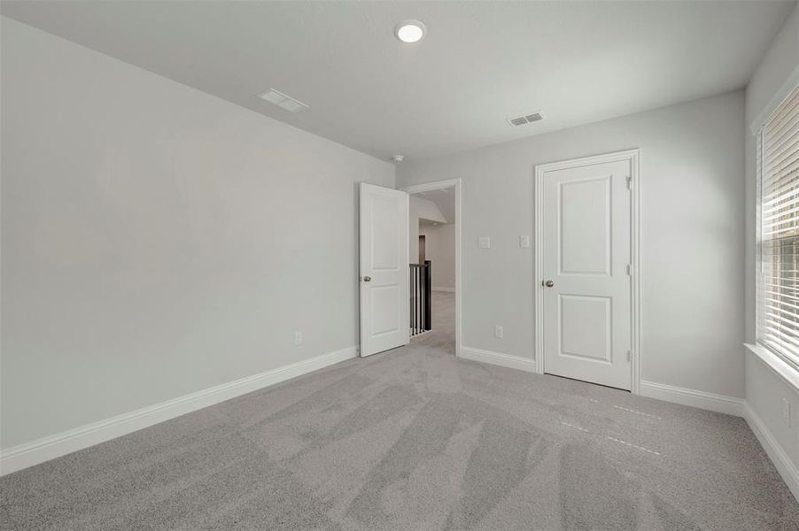 Spacious, unfurnished interior of a new home in Aster Park, McKinney (Image 24).