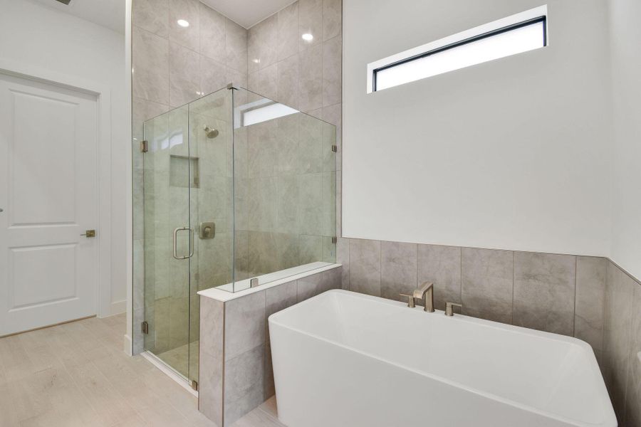 Furnished interior view inside a new home in Greyhawk Landing, Lake Worth (Image 4).