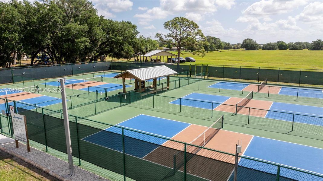 Community amenities in , Sebring (Image 49).