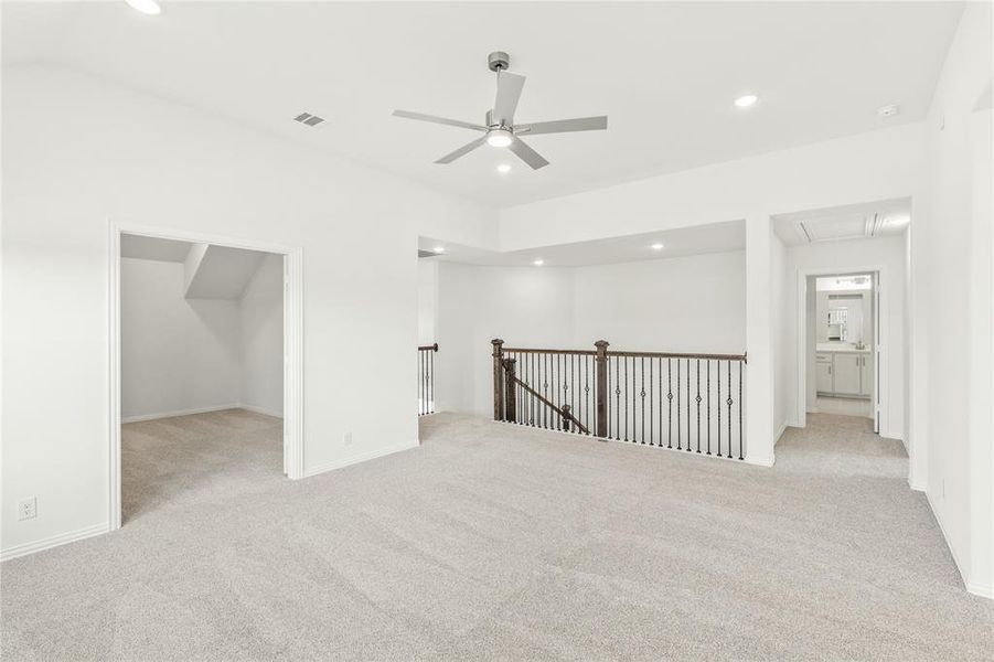 Spacious, unfurnished interior of a new home in Sutton Fields, Celina (Image 27).