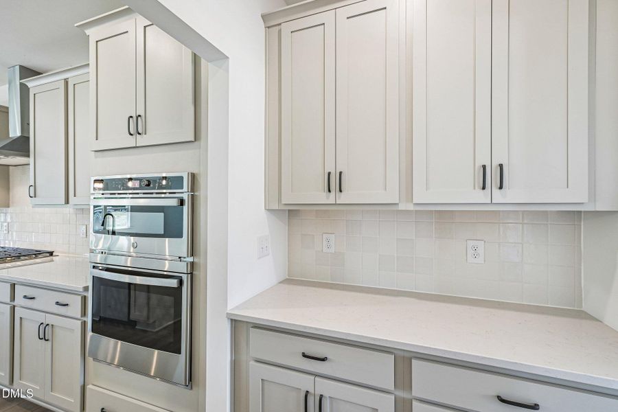 20-web-or-mls-Contempo Ct-S2905-020 20-web-or-mls-Contempo Ct-S2905-020