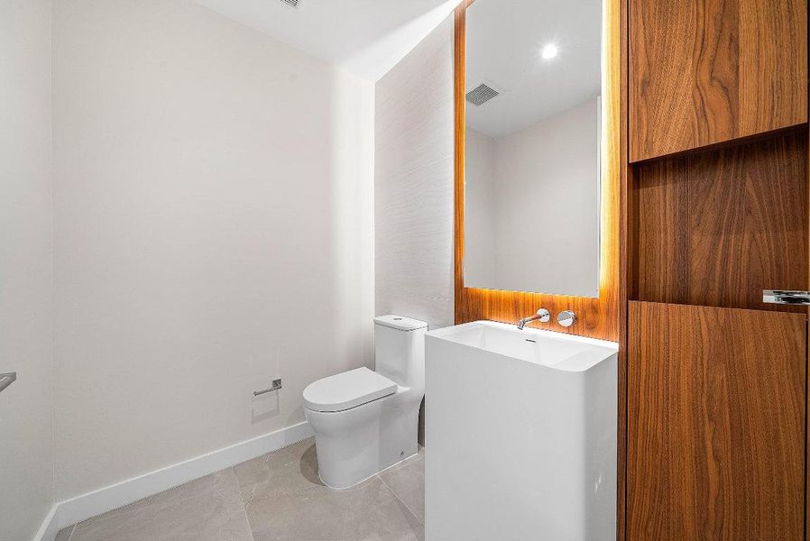 020-220SoutheastMiznerBoulevard-BocaRato