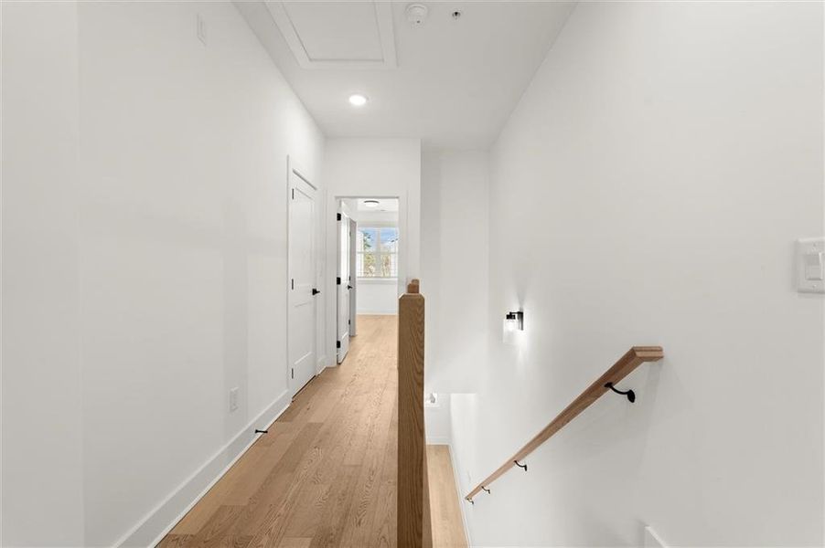 Spacious, unfurnished interior of a new home in The Gathering – Alpharetta, Alpharetta (Image 32). Spacious, unfurnished interior of a new home in The Gathering – Alpharetta, Alpharetta (Image 32).